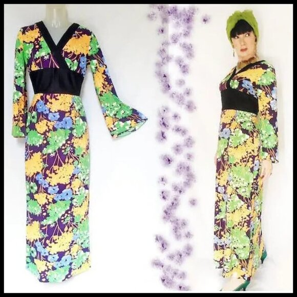 Vintage Maxi Lounge Dress Asian Style, Long Bell Sleeves, Soft & Cozy - Picture 8 of 16